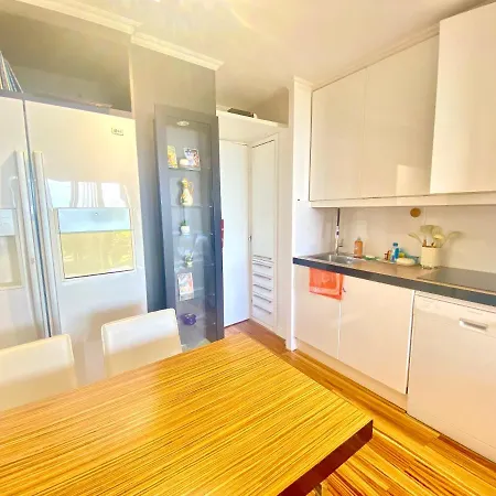 Le Delacroix 2 By Scls Locations Apartment